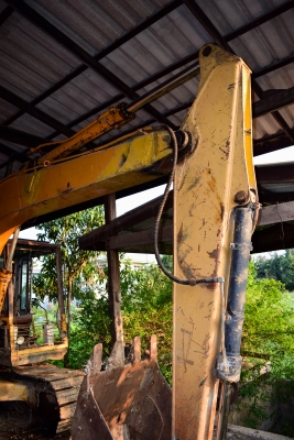 ขายKomatsu 100-3ช่วงล่างใหญ่ ตีน80 ขายKomatsu 100-3ช่วงล่างใหญ่ ตีน80