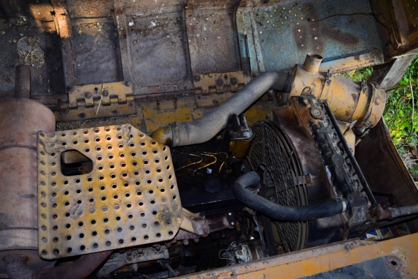 ขายKomatsu 100-3ช่วงล่างใหญ่ ตีน80 ขายKomatsu 100-3ช่วงล่างใหญ่ ตีน80