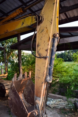 ขายKomatsu 100-3ช่วงล่างใหญ่ ตีน80 ขายKomatsu 100-3ช่วงล่างใหญ่ ตีน80