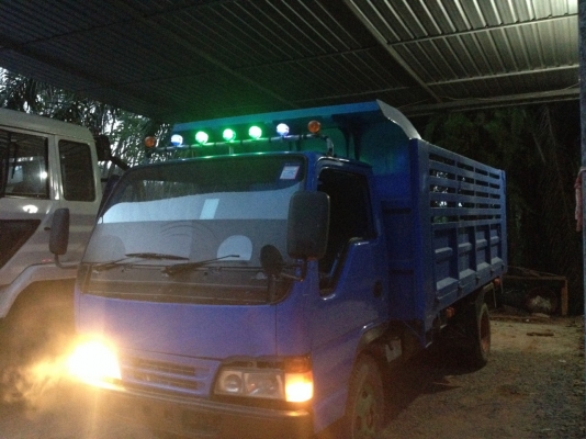 ขออนุญาติ ขาย รถ 6  ล้อดั้มรถประกอบคอกสูง  IZUSU110  แรงพร้อมใช้งาน พร้อมโอน ราคา 250000 สนใจติดต่อ  0853224877-0988930465