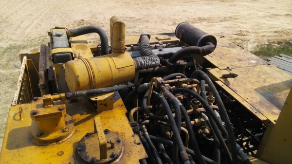 ขายด่วน IHI - PC 120 รถบอดี้เดิมๆทั้งคันครับสภาพดีมากๆทำงานได้เร็ว เครื่องยนต์ 6BD1 แน่นดีแรงดีสตาร์ทง่าย ภายในห้องเก๋งสะอาดสวย คอนโทรลง่ายใช้งานสะดวกดีไม่โหลดครับ ภายนอกบูมอาร์มไม่มีแตกร้าว ระบบไฮดรอลิกส์ไม่แตกเยิ้ม ช่วงล่างแน่นเต็มดีประมาณ 65\% พร้อมใช้ง