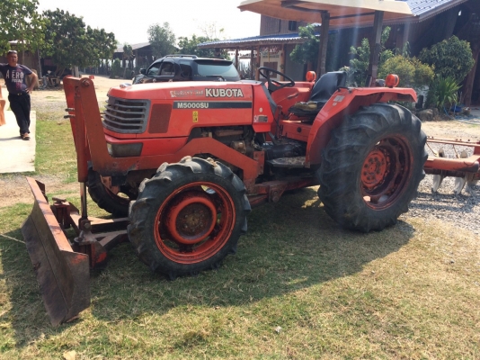 ขายรถไถM5000 ถูกๆอุปกรณ์ครบ3ชิ้น ขายรถไถM5000 ถูกๆอุปกรณ์ครบ3ชิ้น