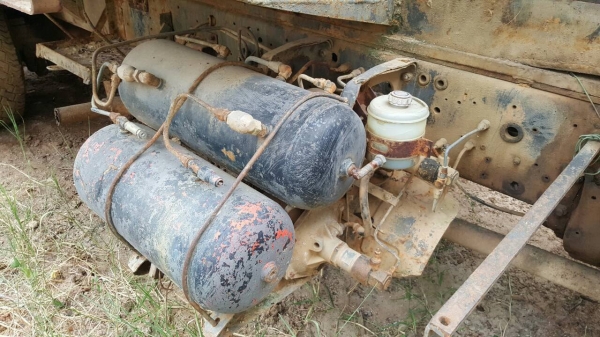 ขาย 10 ล้อดั้ม ไอ้หลง FN215K ไม่มีทะเบียน เครื่อง 6D15 170 แรงม้า เกียร์ 6 สปีด สโลว์อินเตอร์ เบรคทิฟฟี่ กระบะไม่ค่อยสวย ราคาต่อรองได้ครับ