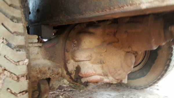 ขาย 10 ล้อดั้ม ไอ้หลง FN215K ไม่มีทะเบียน เครื่อง 6D15 170 แรงม้า เกียร์ 6 สปีด สโลว์อินเตอร์ เบรคทิฟฟี่ กระบะไม่ค่อยสวย ราคาต่อรองได้ครับ