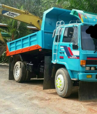 หกล้อ อีซูชุ FTR165ดั้ม พ.เวอร์ แอร์ ยาง900 สภาพสวยเดิมๆพร้อมใช้งาน รถห้างแท้