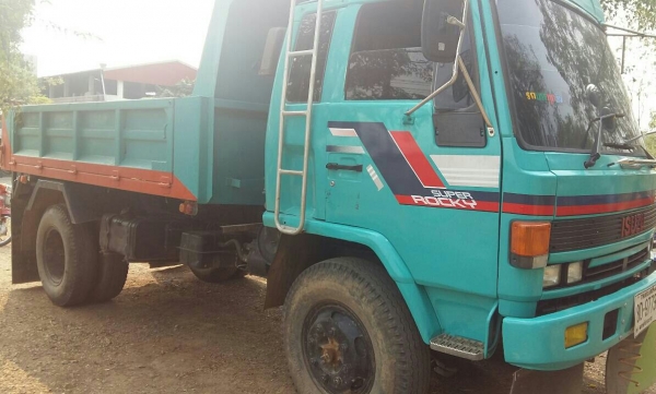 หกล้อ อีซูชุ FTR165ดั้ม พ.เวอร์ แอร์ ยาง900 สภาพสวยเดิมๆพร้อมใช้งาน รถห้างแท้