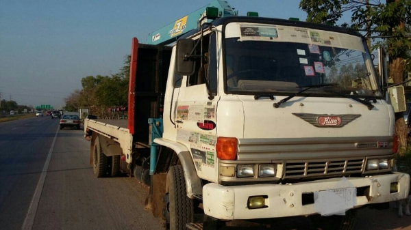 ขาย 550,000บ หกล้อ ฮีโน่ FF177-EH 700 ติดเครน TANADO 3ตัน ท้องวี 3ปอก 2ชัก ช่วงยาว 6.20ม สภาพดีสวยพร้อมใช้ เล่มทะเบียนพร้อมโอน