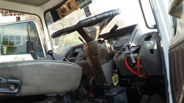 ขาย 550,000บ หกล้อ ฮีโน่ FF177-EH 700 ติดเครน TANADO 3ตัน ท้องวี 3ปอก 2ชัก ช่วงยาว 6.20ม สภาพดีสวยพร้อมใช้ เล่มทะเบียนพร้อมโอน