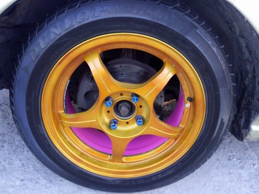 แม็กนำเข้าขอบ 15 พร้อมยางดันลอป น้ำหนักเบามาก 7500 บาท