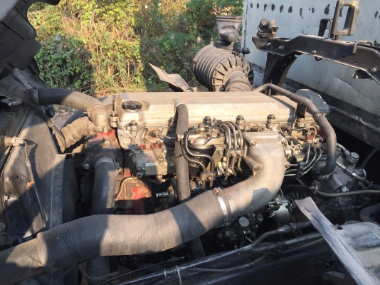 ขายรถหกล้อตู้สิบบาน FG1J ยาว 7.30 ม.ยางดี 6 เส้น เครื่อง 212 แรงม้า