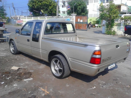 ขาย ISUZU   DRAGONEYE  2.8 SLX ปี1999  พาวเวอร์ ไฟฟ้า  เครื่อง ช่วงล่างดี  สีสวยบาง เเอร์เย็น  ยางดี เเม็กสวย  ภายในไม่โทรม  พร้อมชิ่งคับ   0876835269  -0944241092(ถ้าจัดไฟเเนนซ์  เพิ่ม 10000 บาทคับ)