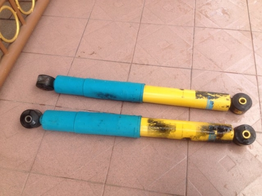 โช้คเเต่ง BILSTEIN เก่าญี่ปุ่นเเท้สภาพดีคู่ละ โช้คเเต่ง BILSTEIN เก่าญี่ปุ่นเเท้สภาพดีคู่ละ