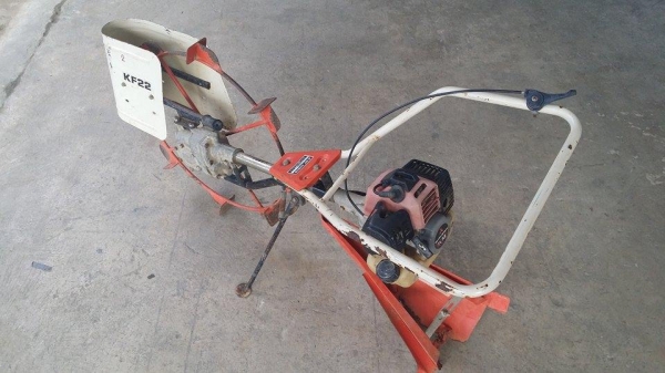 เครื่องแหวกร่องกล้าในนาเดินตาม MITSUBISHI รุ่น KF22(2) เก่าญี่ปุน สภาพดี เครื่องพร้อมใช้งาน เครื่องแหวกร่องกล้าในนาเดินตาม MITSUBISHI รุ่น KF22(2) เก่าญี่ปุน สภาพดี เครื่องพร้อมใช้งาน