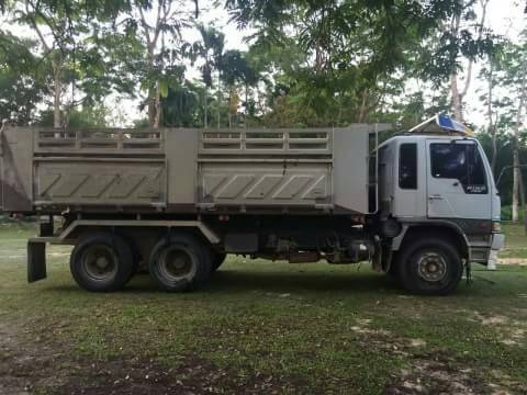 ขายแล้วครับ สิบล้อ ฮีโน่ FM3M 240 ดั้มสามมิต สวยๆสภาพดีเดิมๆพร้อมใช้ ทะเบียนพร้อมโอน