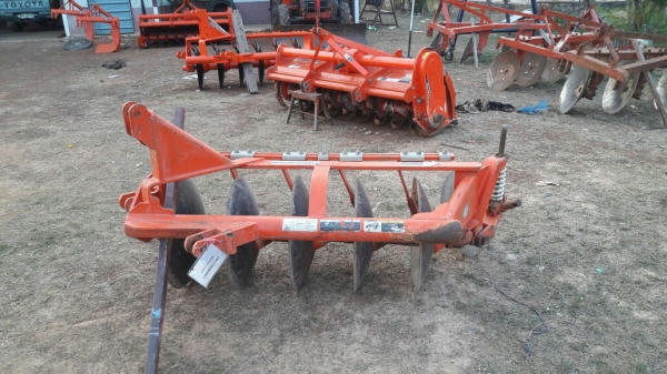 ขายผานพรวนตราช้างใสรถไถ24แรง