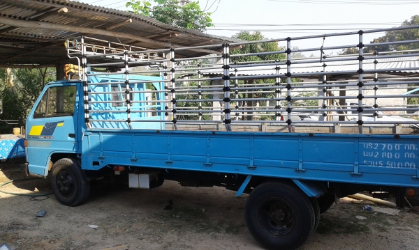 ขายรถ 6 ล้อ อิซูสุ 110 แรง ปี 38 สภาพดีพร้อมเอกสารพร้อมโอน ยางดี คัชซีสวย ขายรถ 6 ล้อ อิซูสุ 110 แรง ปี 38 สภาพดีพร้อมเอกสารพร้อมโอน ยางดี คัชซีสวย