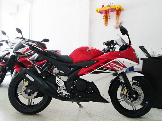 (โอนฟรี) ขาย Yamaha R15 รถปี 2015 ไมล์แท้ 3262 กม สภาพสวยเดิมๆ แรงด้วยขุมกำลัง 150CC บิดติดมือ สีแดง ขาว ราคา 69900 บาท