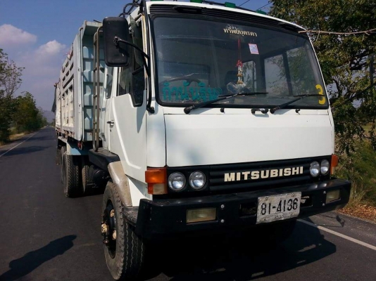 ขายรถ10ล้อ ดั้ม2เพลา เครื่อง195แรง โลฮาย10สปีด เอกสารพร้อมโอน สนใจโทร 090-8588220คุณนะ 093-3258446คุณบิว หรือเข้าดูสินค้าอื่นๆได้ที่ www.truck.in.th/498 หรือเพจFacebook ณรงค์ ซื้อขายรถมือสอง (เว็บไซต์ส่วนตัว) หรือFacebook คุณนะ รถบรรทุก