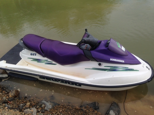 Seedoo GTI 720 ปี2002 มีเกียถอย Seedoo GTI 720 ปี2002 มีเกียถอย