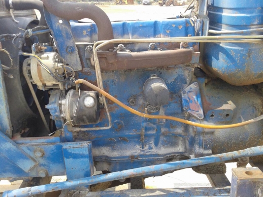 ขายรถไถ FORD 6600 เครื่อง T5 พร้อมใบดันหน้า เอกสารซื้อขาย