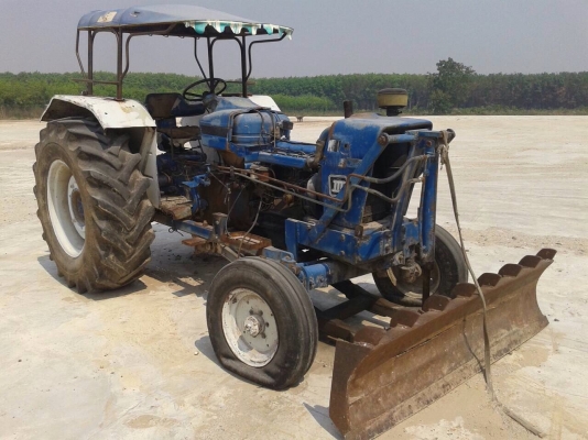 ขายรถไถ FORD 6600 เครื่อง T5 พร้อมใบดันหน้า เอกสารซื้อขาย