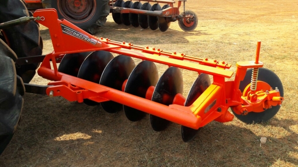 ขายรถไถคูโบต้า 4508อุปกรณ์ดันหน้าผาน6