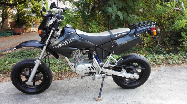ขายHonda XR100 5เกียร์ คลัทซ์มือ เครื่อง100cc