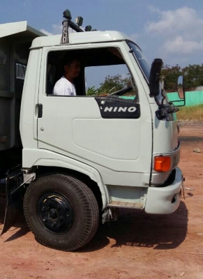 มารับรถกลับอีสานเรียบร้อย หกล้อ ฮีโน่ FC120ปี38"ซุปเสีย กระจกไฟฟ้า แอร์ พ.เวอร์ ดั้ม 5คิวกะบะยาว3.80ม สภาพสวยๆพร้อมใช้ ทะเบียนพร้อมโอน ราคา 468,000บ รถห้างแท้ มารับรถกลับอีสานเรียบร้อย หกล้อ ฮีโน่ FC120ปี38"ซุปเสีย กระจกไฟฟ้า แอร์ พ.เวอร์ ดั้ม 5คิวกะบะยาว3.80ม สภาพสวยๆพร้อมใช้ ทะเบียนพร้อมโอน ราคา 468,000บ รถห้างแท้