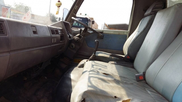 มารับรถกลับอีสานเรียบร้อย หกล้อ ฮีโน่ FC120ปี38"ซุปเสีย กระจกไฟฟ้า แอร์ พ.เวอร์ ดั้ม 5คิวกะบะยาว3.80ม สภาพสวยๆพร้อมใช้ ทะเบียนพร้อมโอน ราคา 468,000บ รถห้างแท้ มารับรถกลับอีสานเรียบร้อย หกล้อ ฮีโน่ FC120ปี38"ซุปเสีย กระจกไฟฟ้า แอร์ พ.เวอร์ ดั้ม 5คิวกะบะยาว3.80ม สภาพสวยๆพร้อมใช้ ทะเบียนพร้อมโอน ราคา 468,000บ รถห้างแท้