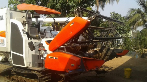 ขายดาวน์570,000 รถเกี่ยวข้าว KUBOTA DC95 ปี57 ใช้งานน้อย สวยพร้อมใช้งาน 1079ชม. เหลืองวด 177,430 สนใจโทร 090-8588220คุณนะ 093-3258446คุณบิว หรือเข้าดูสินค้าอื่นๆได้ที่ www.truck.in.th/498 หรือเพจFacebook ณรงค์ ซื้อขายรถมือสอง (เว็บไซต์ส่วนตัว) หรือFaceboo