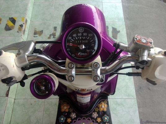 Fino ลาย แฟชั่น สีม่วง-ขาว รถปี54 เครื่องดีเดิมๆแต่งลงล้อมาอย่างเดียวครับ