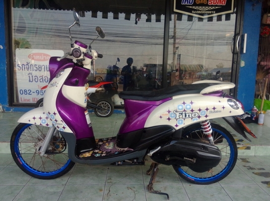Fino ลาย แฟชั่น สีม่วง-ขาว รถปี54 เครื่องดีเดิมๆแต่งลงล้อมาอย่างเดียวครับ
