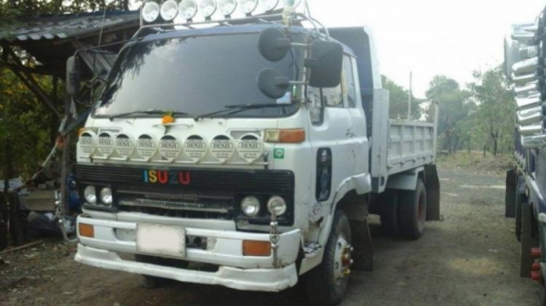 **550,000 บ.ต่อรอง/// 6+ล้อดั้มดิน5คิว ISUZU FORWARD FRR-175 รถประกอบนอก Fหน้า-หลัง พาวเวอร์ ทริฟฟี่ แอร์ ดั้ม3.70ม.ยิงหน้า ยาง8.25/16 เล่มทะเบียนครบ **ขาย ISUZU FORWARD FRR-175 ประกอบนอก 6ล้อดั้มดิน5คิว บอดี้เดิมๆ ช่วงล่างใหญ่ พร้อมลุย ISUZU FORWARD FRR1 **550,000 บ.ต่อรอง/// 6+ล้อดั้มดิน5คิว ISUZU FORWARD FRR-175 รถประกอบนอก Fหน้า-หลัง พาวเวอร์ ทริฟฟี่ แอร์ ดั้ม3.70ม.ยิงหน้า ยาง8.25/16 เล่มทะเบียนครบ **ขาย ISUZU FORWARD FRR-175 ประกอบนอก 6ล้อดั้มดิน5คิว บอดี้เดิมๆ ช่วงล่างใหญ่ พร้อมลุย ISUZU FORWARD FRR1