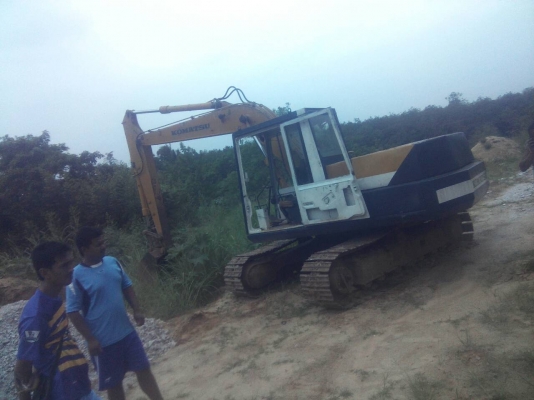 ขายรถแบคโฮ KOMATSU PC120-3 ราคา 330000