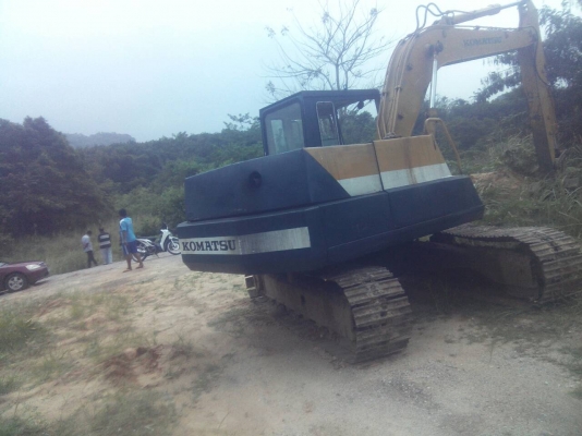 ขายรถแบคโฮ KOMATSU PC120-3 ราคา 330000