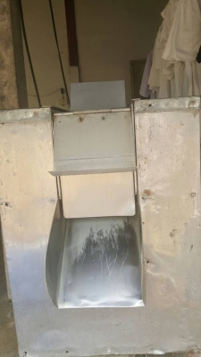 ขายเครื่องคั่นกระทิ เเละ เครื่องขูดกระทิ 2เครื่อง พร้อมมอเตอร์ครับ