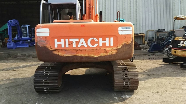 HITACHI EX120-2 สภาพพร้อมใช้ HITACHI EX120-2 สภาพพร้อมใช้