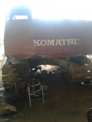 ขายรถแแบคโฮ KOMATSU PC200-5 คอลโทรลสั้น ราคา 360000