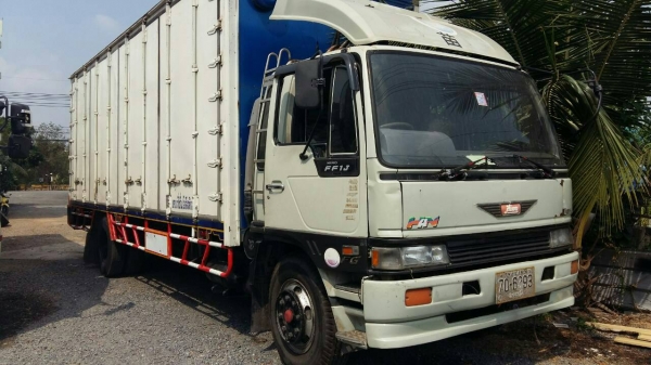 รถหกล้อ hino  FF3H รถห้างแท้ เครื่อง 195 เบรกจิฟฟี่ พวงมาลัยเพาเวอร์ เครื่องดีคันซีสวยเอกสารพร้อมโอน