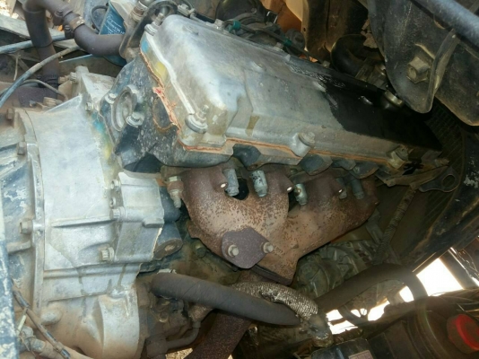 รถหกล้อดั้มเกษตร NPR เครื่อง135 แรง เครื่องดีไม่มีไอ เอกสารพร้อมโอน รถพร้อมใช้งาน