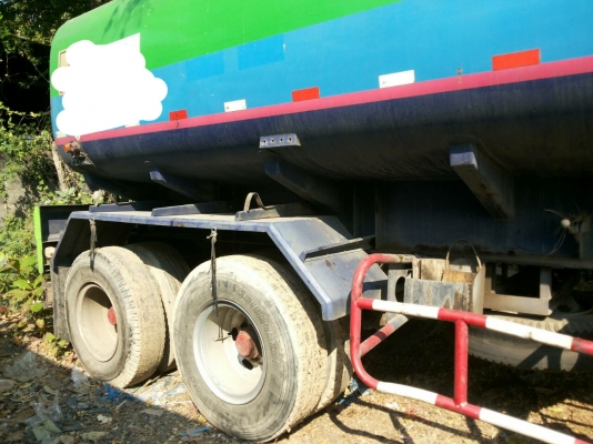 รถบรรทุก หัวลากISUZU 10 ล้อ  ปี 46 เครื่อง 270 แรง ราคา 830,000 บ.รถอยู่สระบุรี