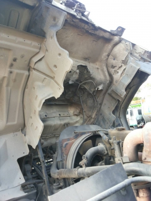 รถบรรทุก หัวลากISUZU 10 ล้อ  ปี 46 เครื่อง 270 แรง ราคา 830,000 บ.รถอยู่สระบุรี