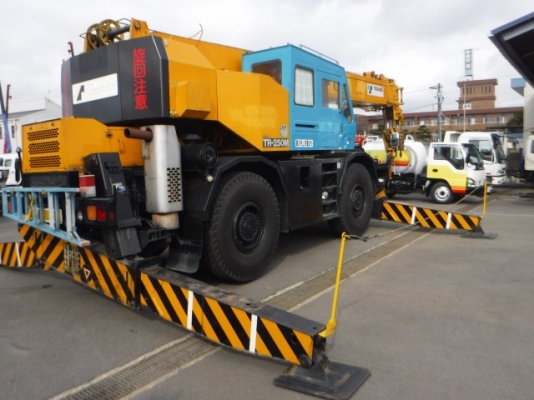 เครนมือสองคุณภาพจากประเทศญี่ปุ่น