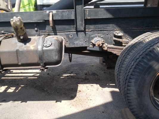 HINO KM 310 ดั๊ม เครื่อง 90 แรง เครื่องดี ยางดี ครัทซีสวย ขาย 200,000 บาท ศุภากร 081-1903107, 081-4252943