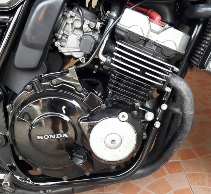 ขาย cb 400 ปี 1998 เวอร์ชั่น เอส ทะเบียนแท้โอนขนส่ง