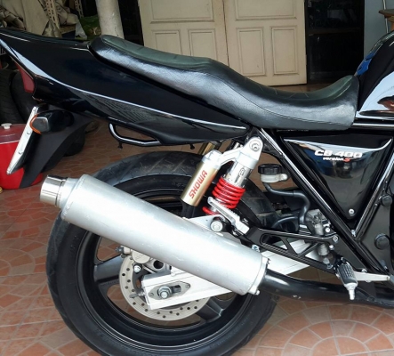 ขาย cb 400 ปี 1998 เวอร์ชั่น เอส ทะเบียนแท้โอนขนส่ง