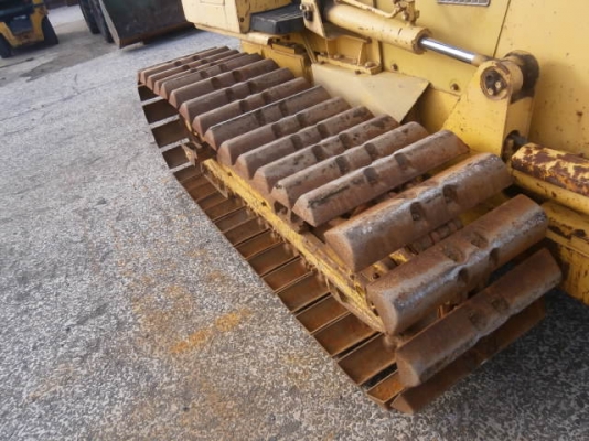 รถดันดินแทรคเหล็ก KOMATRU D20P-7E สภาพดีมาก