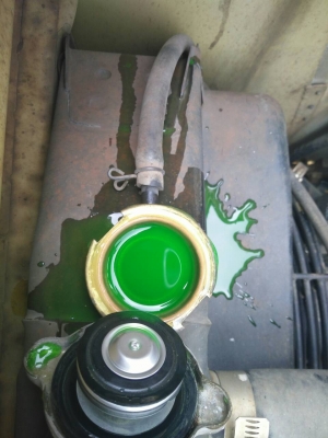 รถดันดินแทรคเหล็ก KOMATRU D20P-7E สภาพดีมาก