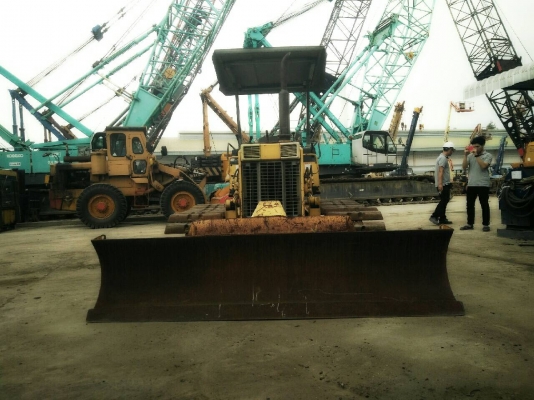 รถดันดินแทรคเหล็ก KOMATRU D20P-7E สภาพดีมาก