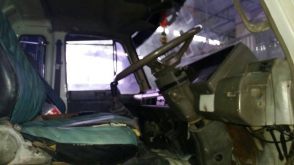 ขายรถบรรทุก 10 ล้อโม่ปูน NISSAN CWM430H 230 แรงม้าโม่LT 7 คิว ราคา 800000